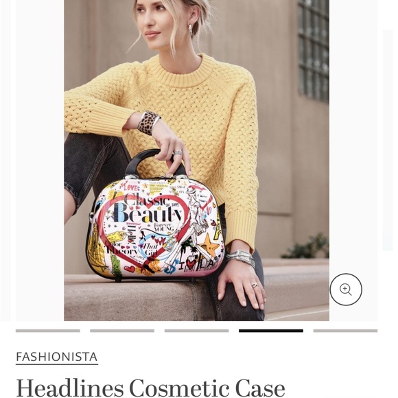 Brighton-Headlines Cosmetic Case - Picture 4 of 8